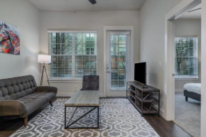Bright Chic 2BR Apartment by Stay Gia